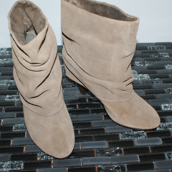 Steve Madden Shoes - Women's Steve Madden Suede Carlsen Booties, Sz 6